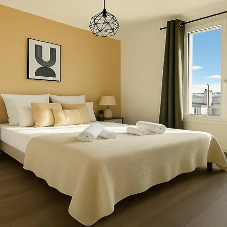 Beautiful 1 Bedroom In Apartman Párizs